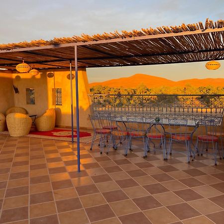 Riad Les Jardins De Merzouga Eksteriør bilde