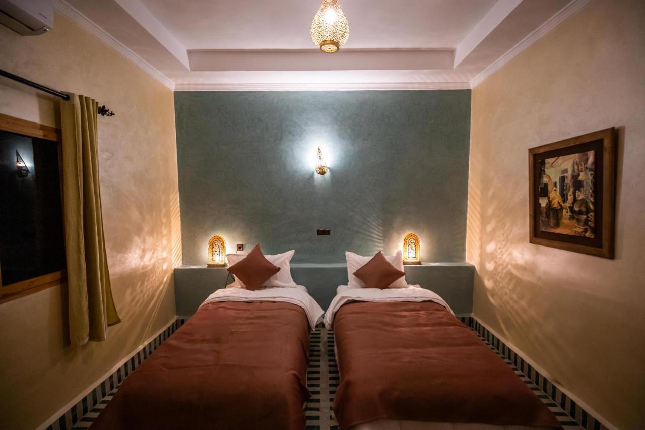 Riad Les Jardins De Merzouga Eksteriør bilde