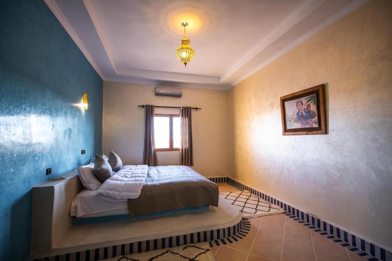 Riad Les Jardins De Merzouga Eksteriør bilde