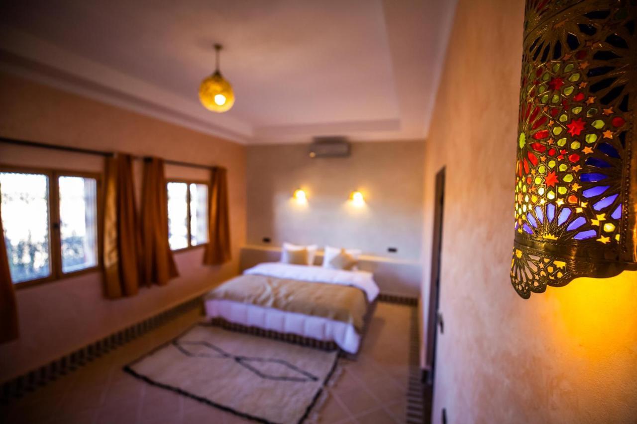 Riad Les Jardins De Merzouga Eksteriør bilde
