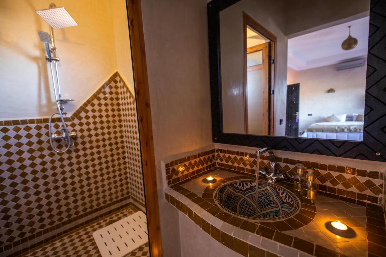 Riad Les Jardins De Merzouga Eksteriør bilde