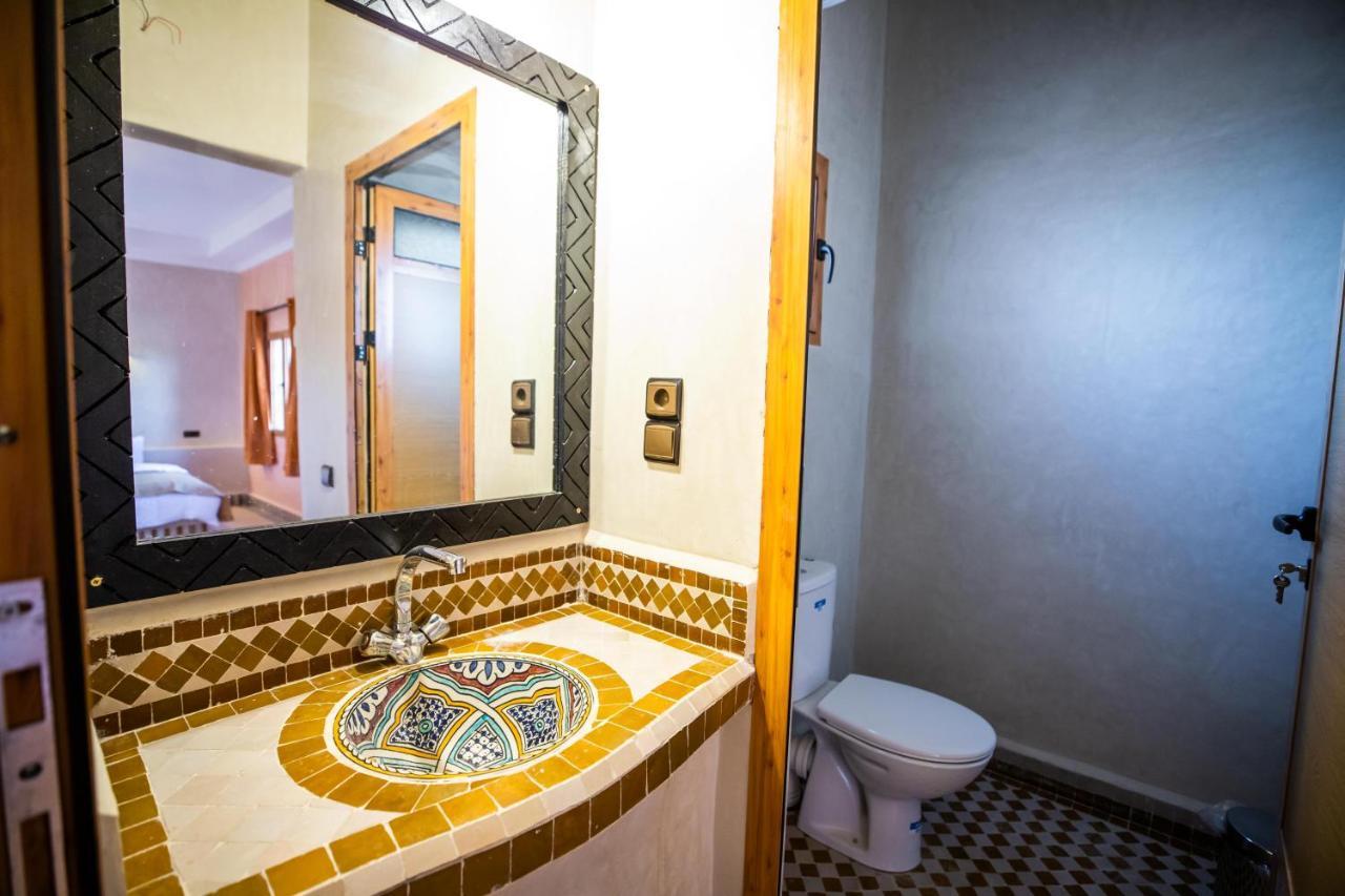 Riad Les Jardins De Merzouga Eksteriør bilde