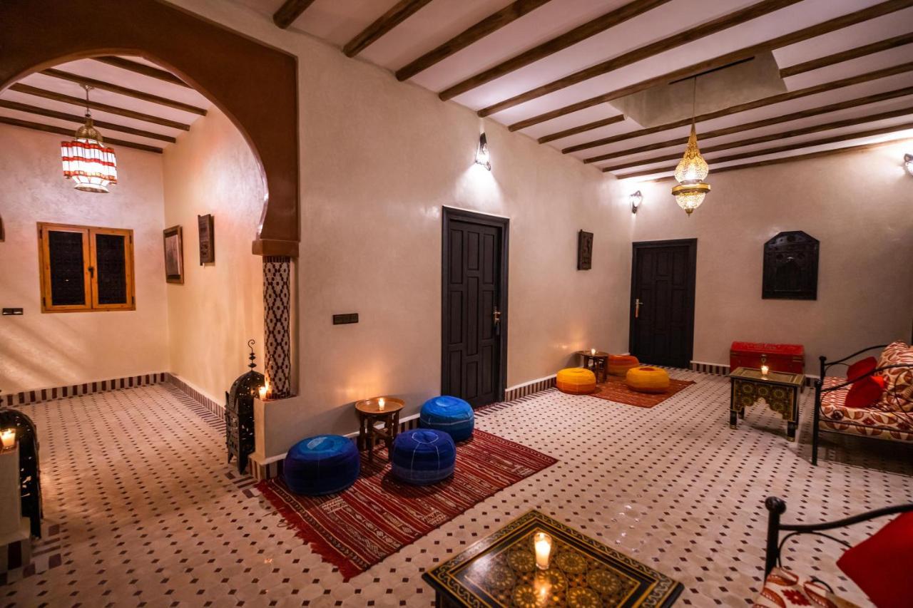 Riad Les Jardins De Merzouga Eksteriør bilde