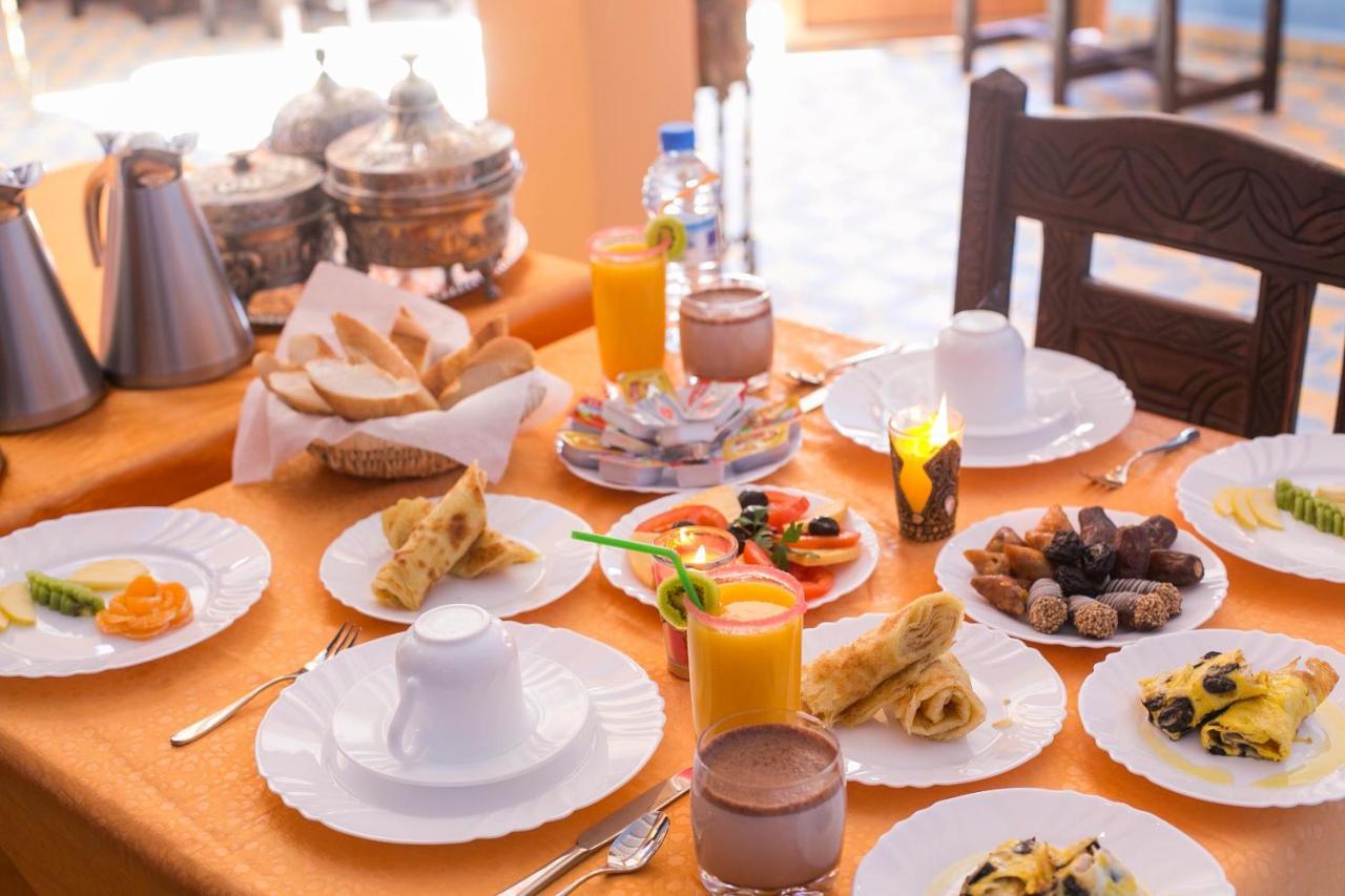 Riad Les Jardins De Merzouga Eksteriør bilde